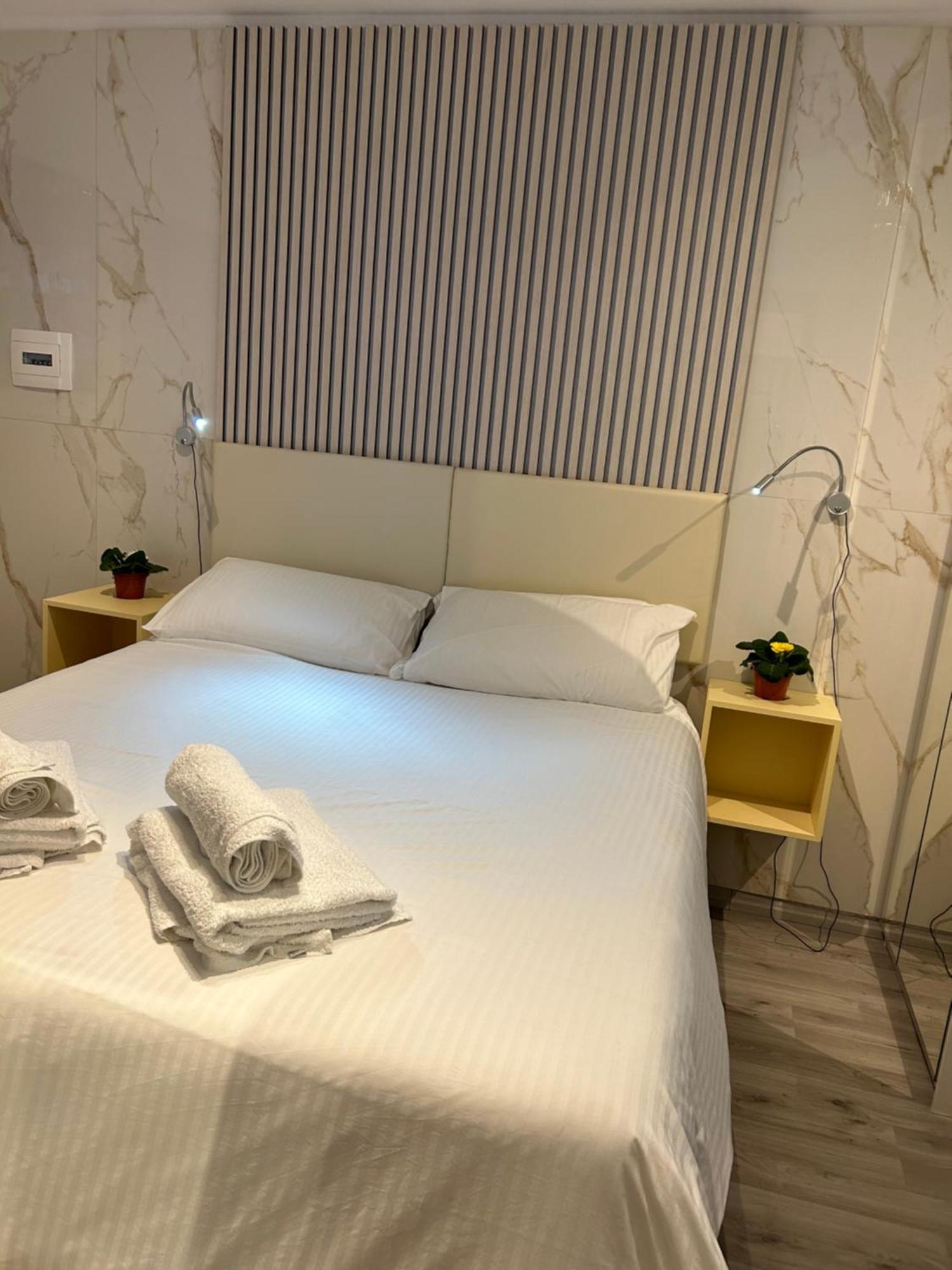B&B Confort Reggio di Calabria Buitenkant foto