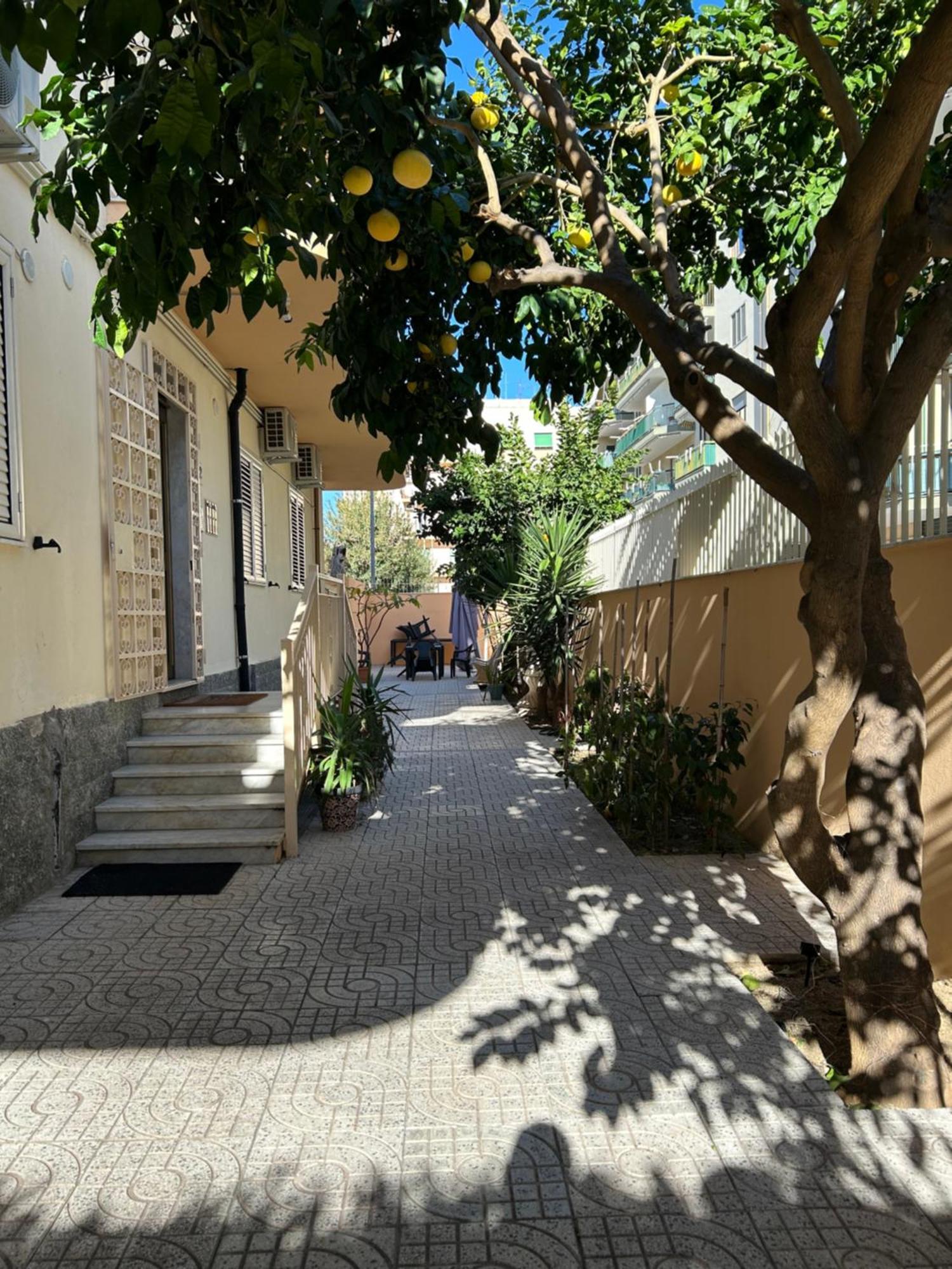 B&B Confort Reggio di Calabria Buitenkant foto